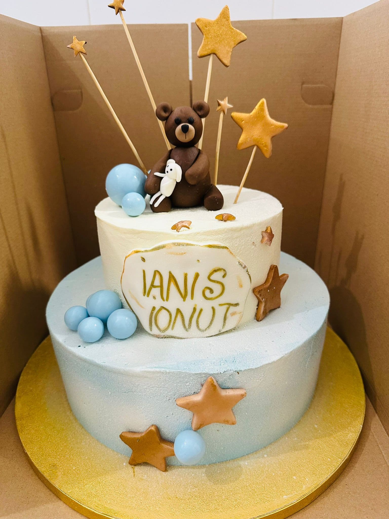 Tort de botez 33