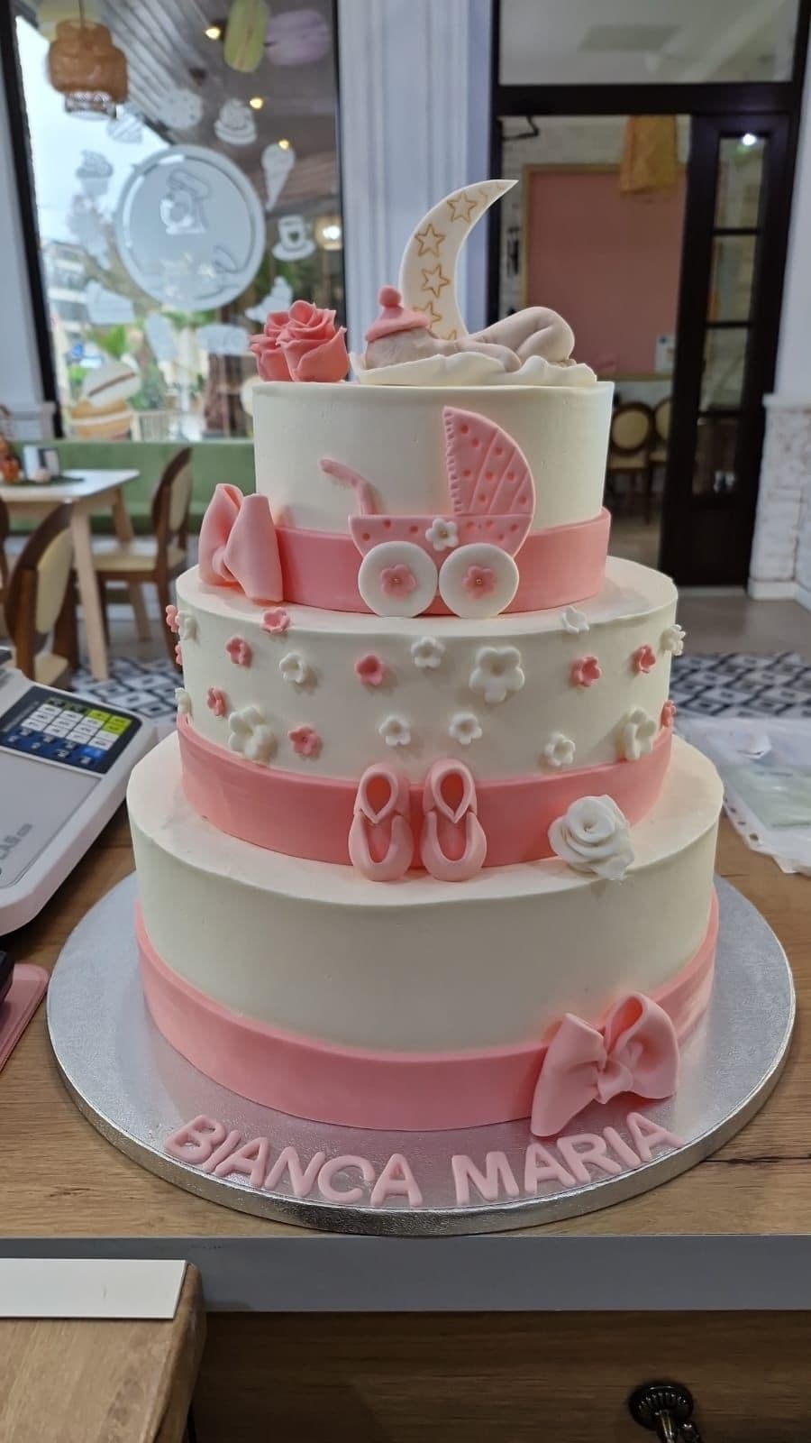 Tort de botez 76