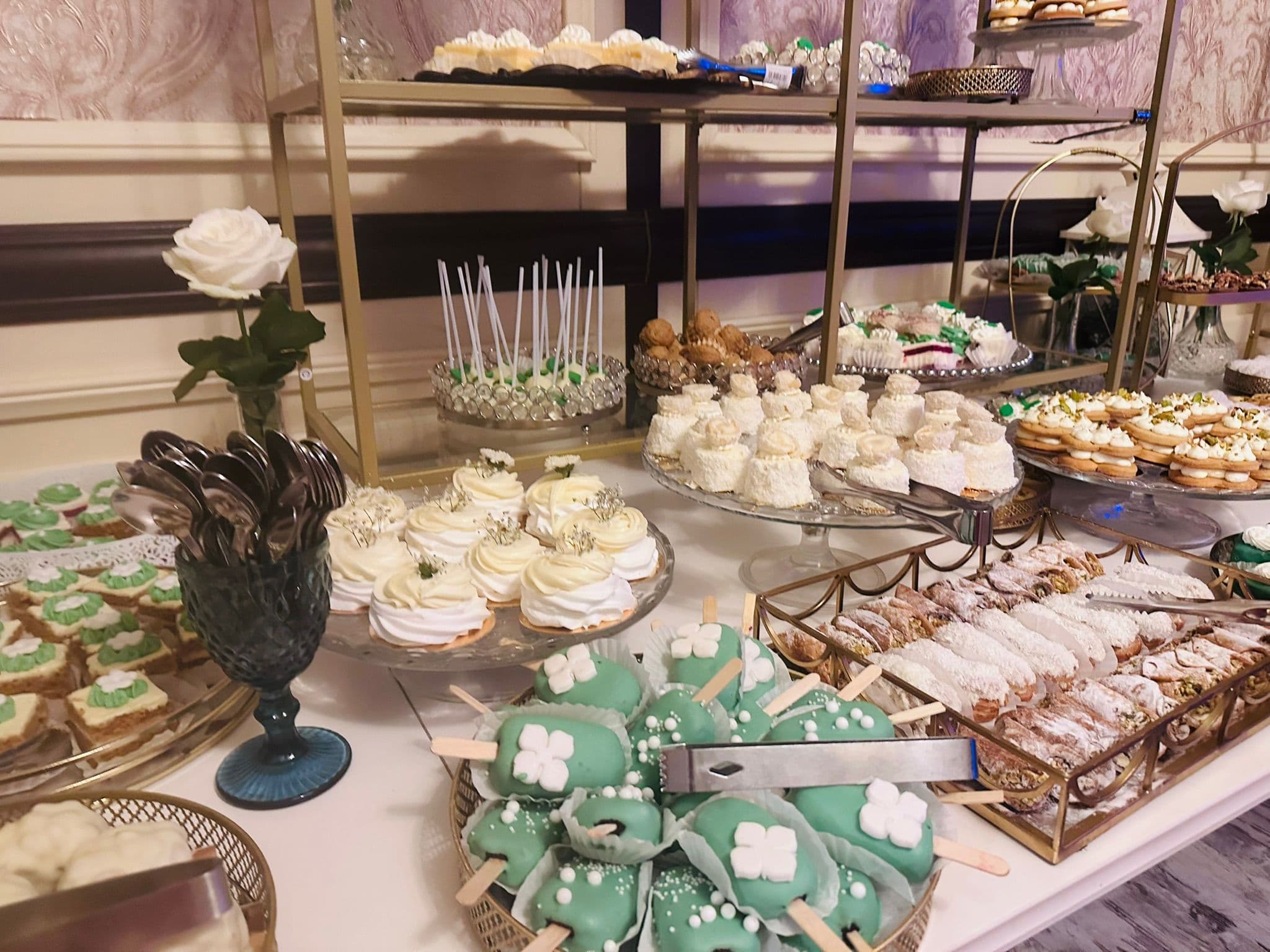 Candy bar 44
