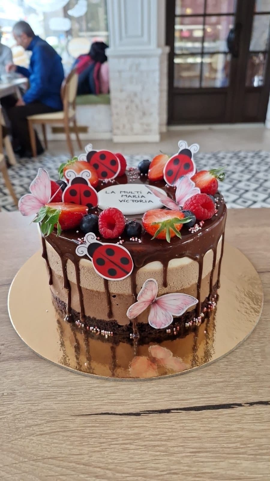 Tort aniversare 131
