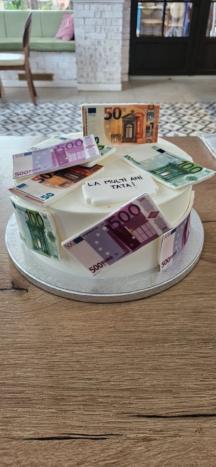 Tort aniversare 196