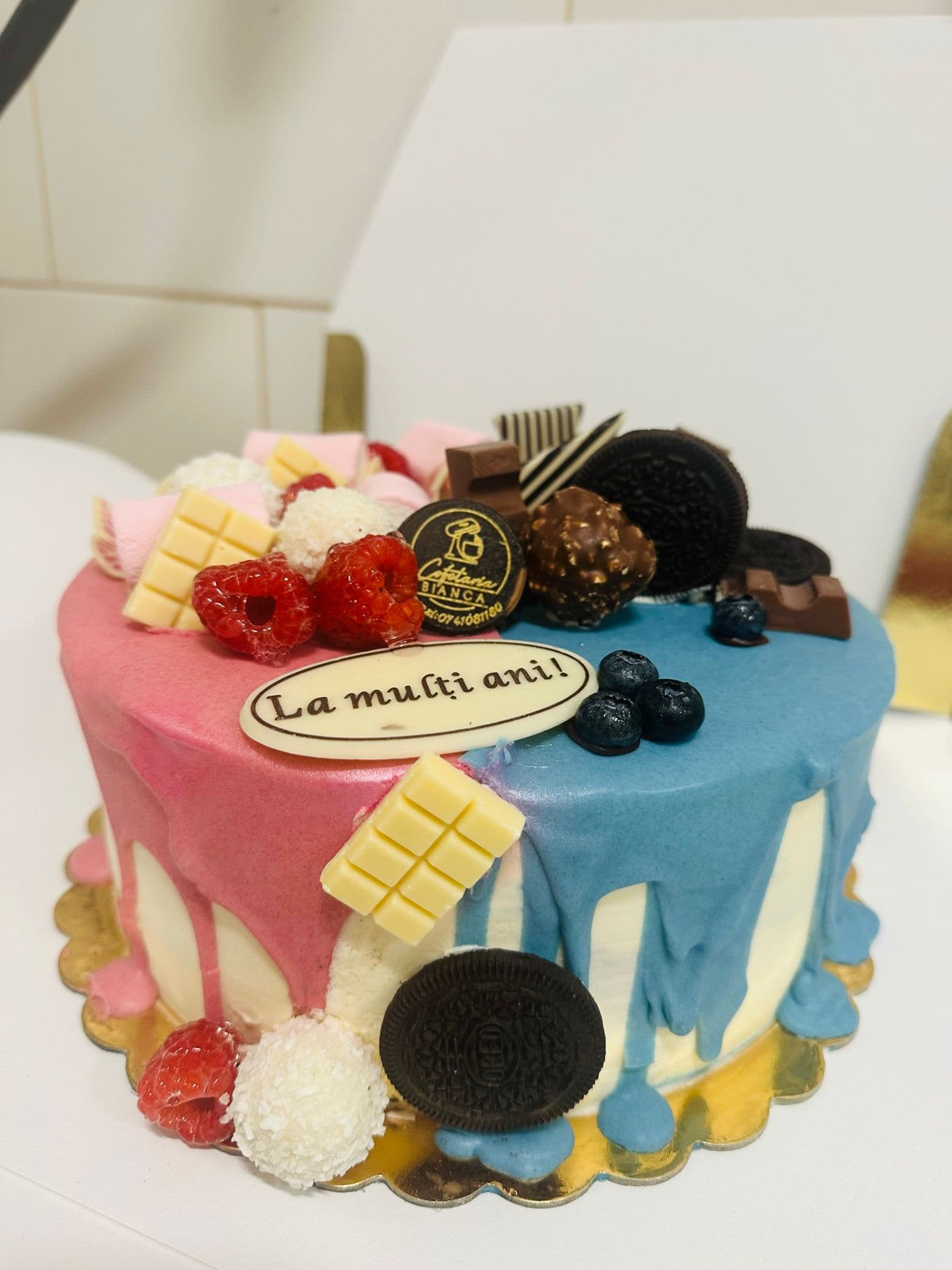 Tort aniversare 25