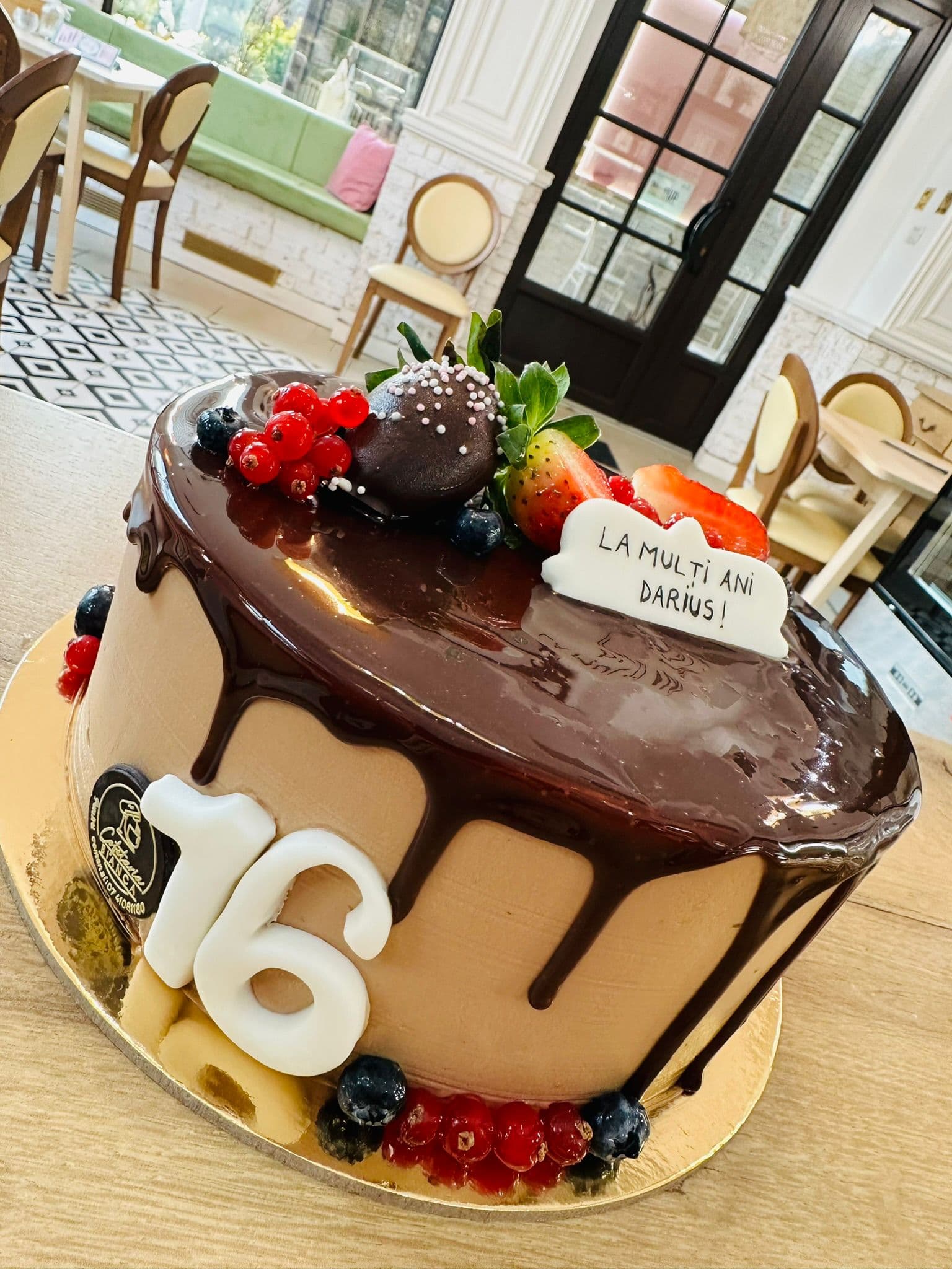 Tort aniversare 39