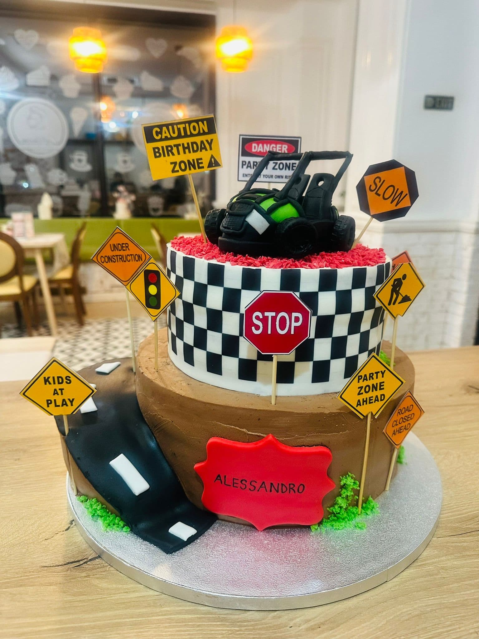 Tort aniversare 57