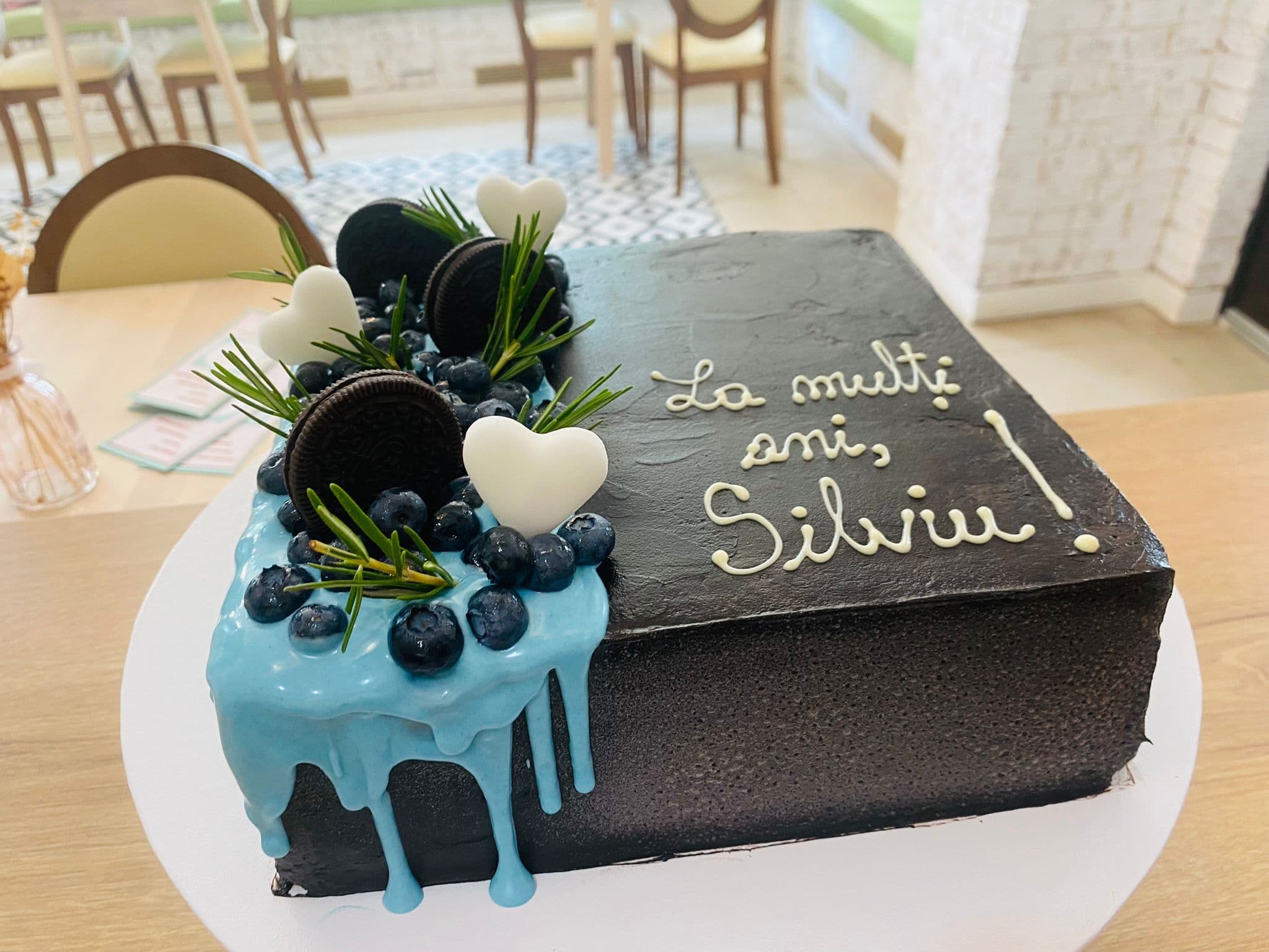 Tort aniversare 6