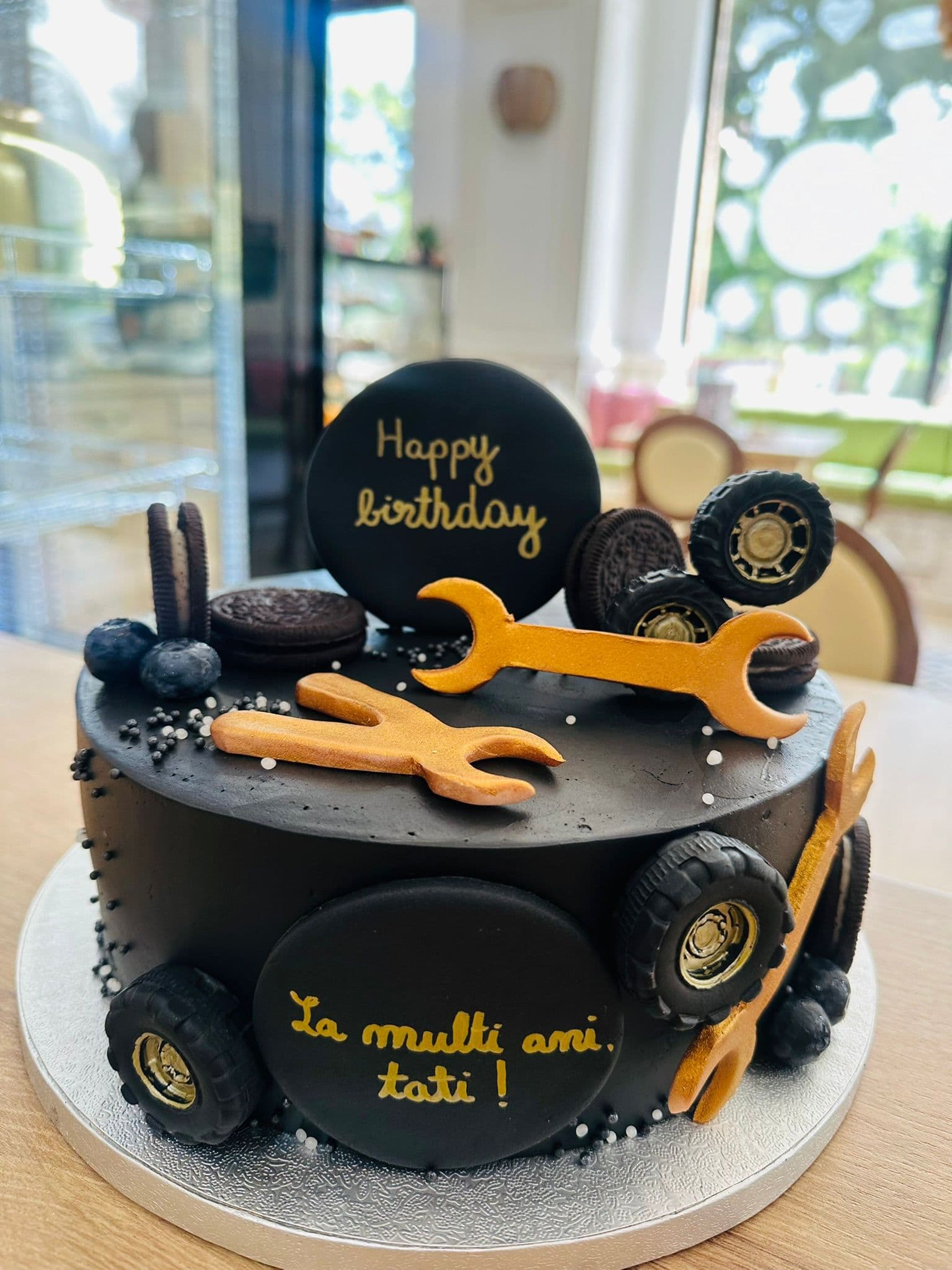 Tort aniversare 66