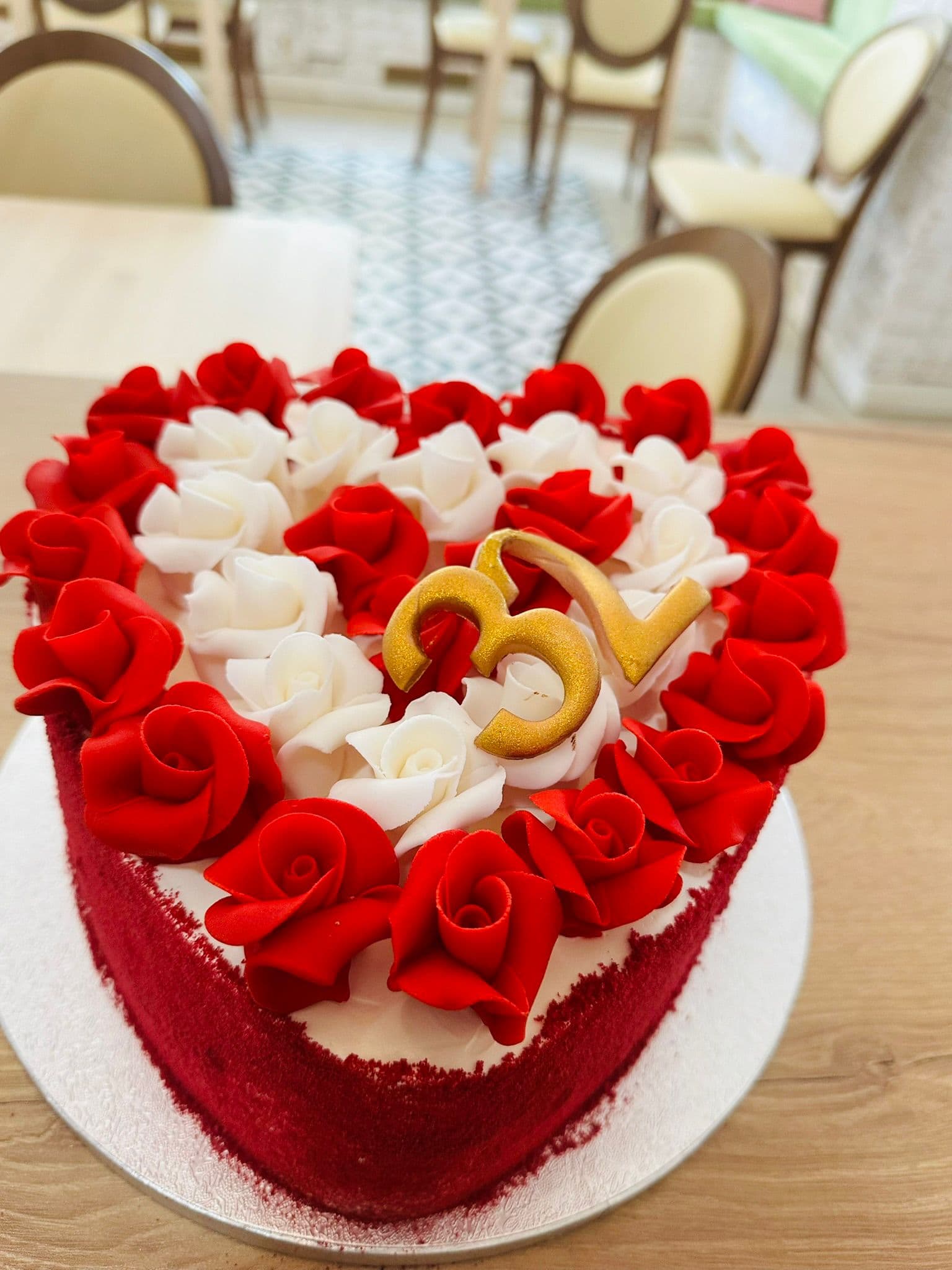 Tort aniversare 73