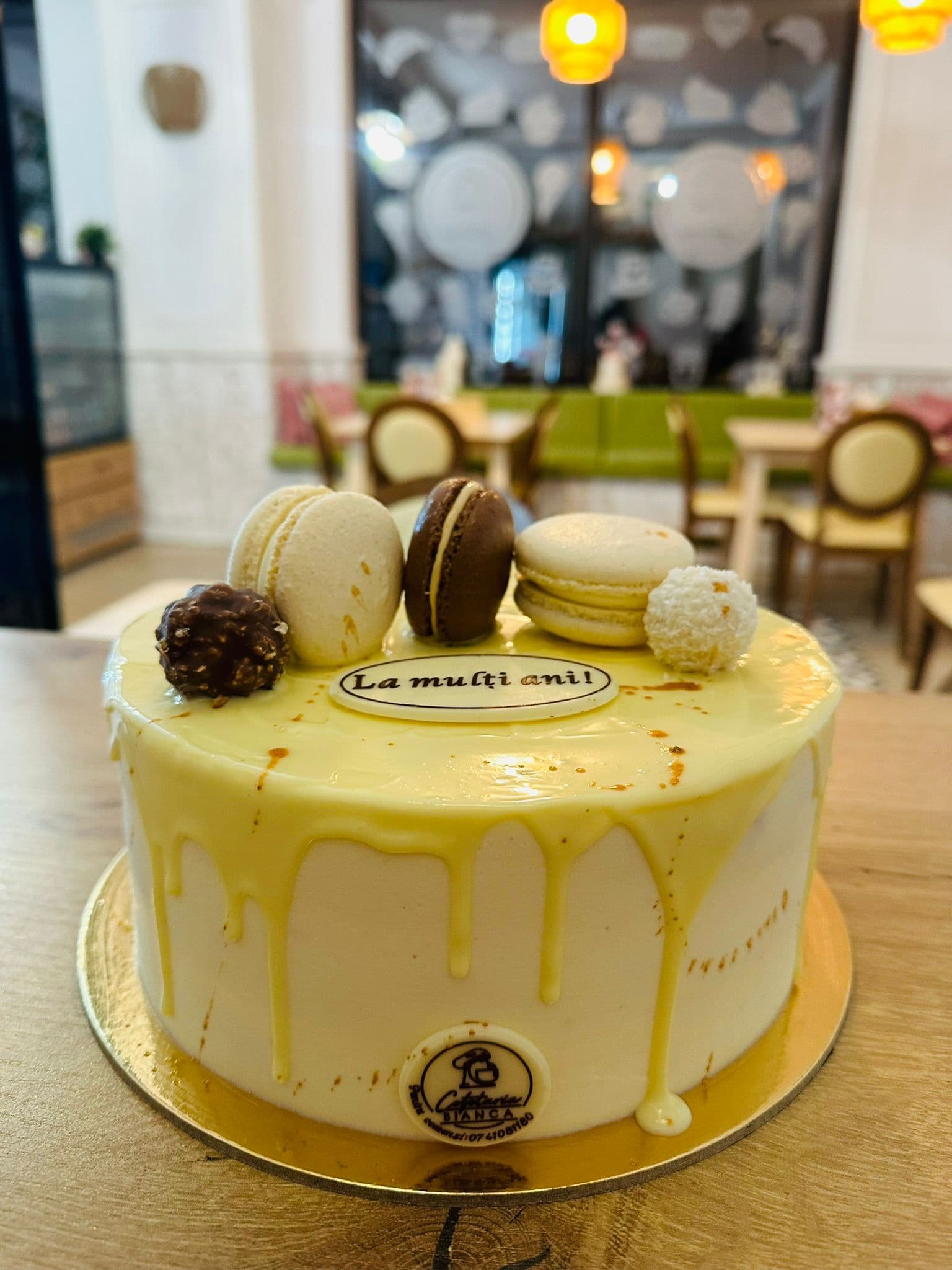 Tort aniversare 76