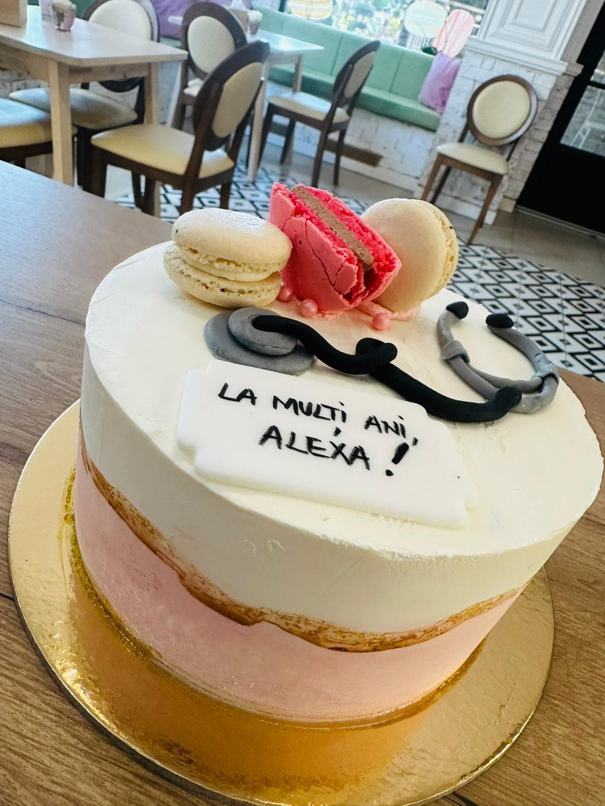 Tort aniversare 83