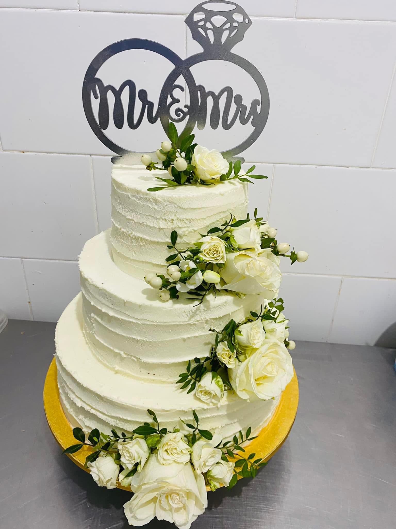 Tort de nuntă 35